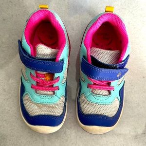 Stride rite toddler 8M sneaker